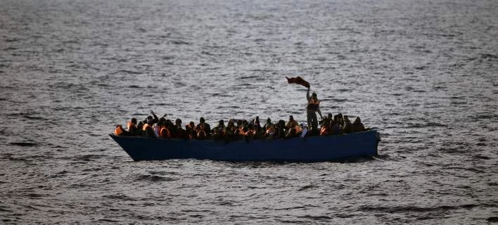 Ευρωπαίος αξιωματούχος προειδοποιεί: Η Ισπανία θα μπορούσε να γίνει το νέο σημείο άφιξης μεταναστών